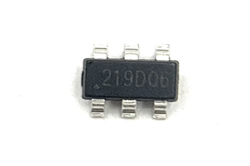 HT7712 4.5V~18V輸入，2.5A同步降壓變換器